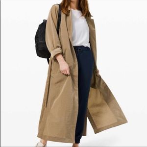 Lululemon “Always Effortless Trench” Size 10 NWT